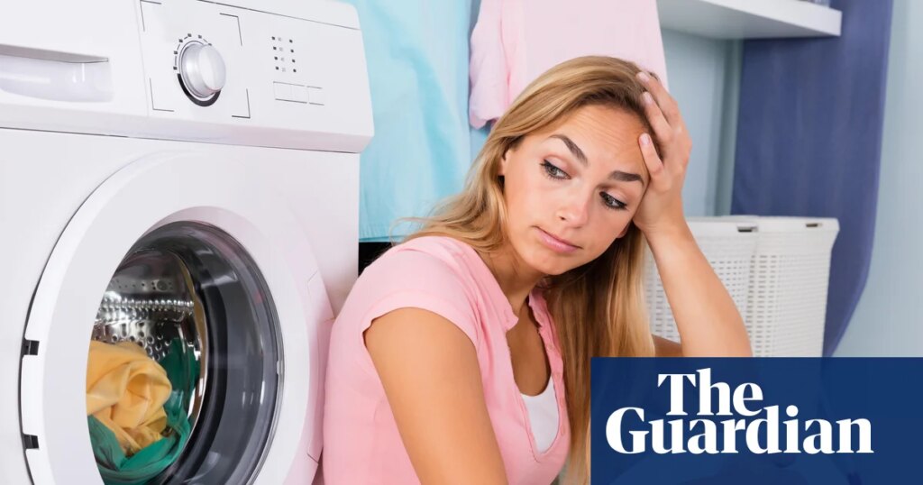 Dissatisfaction with life in UK unchanged since Covid, wellbeing data shows | Economics Dissatisfaction with life in UK unchanged since Covid, wellbeing data shows | Economics