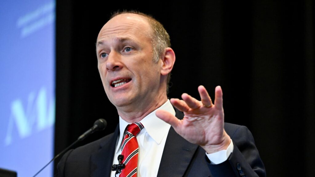 Fed's Goolsbee calls for a hold on cuts as current rate of inflation is 'not good enough'