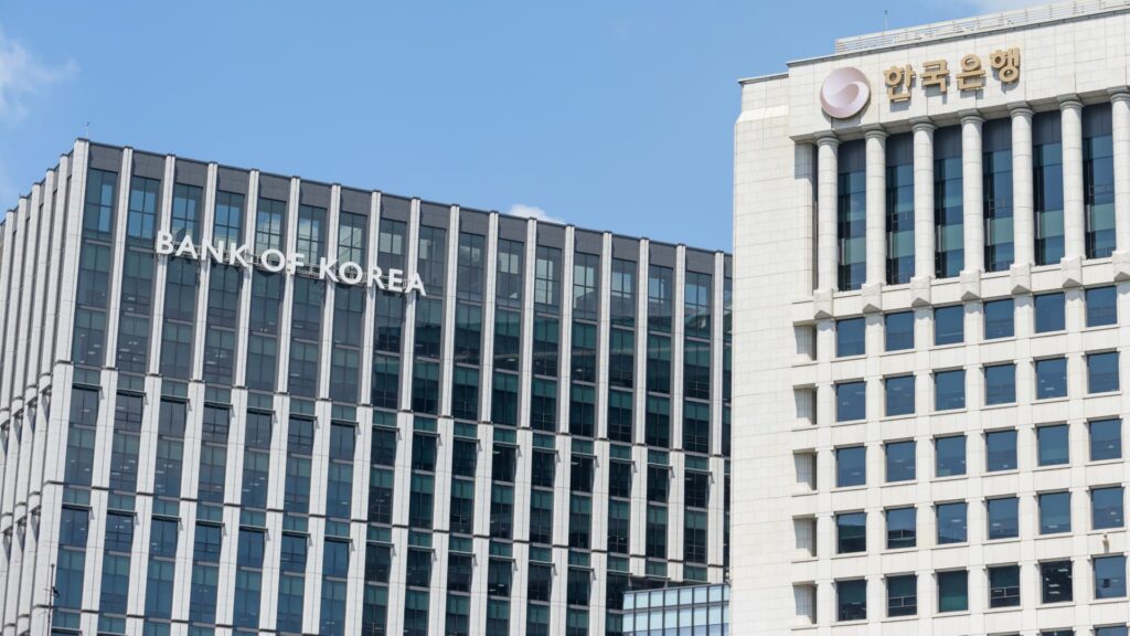 South Korea central bank holds rates, adopts dot-plot path signaling extended pause