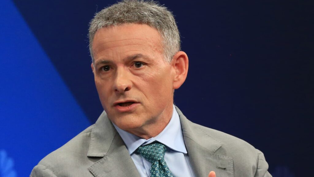 David Einhorn signals caution as his hedge fund Greenlight prioritizes capital protection David Einhorn signals caution as his hedge fund Greenlight prioritizes capital protection