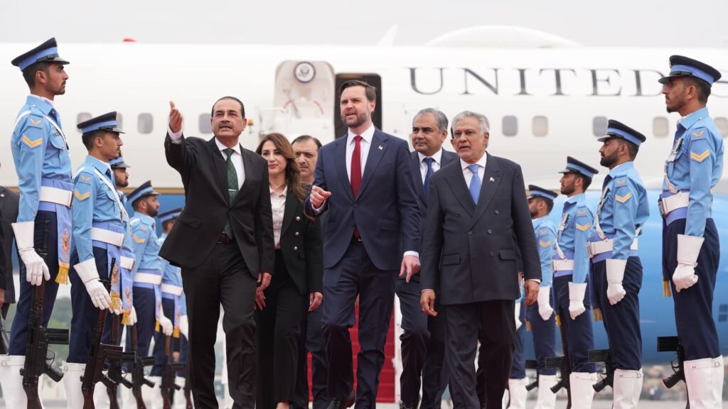 U.S.-Iran peace summit in Pakistan ends with no deal, talks to continue