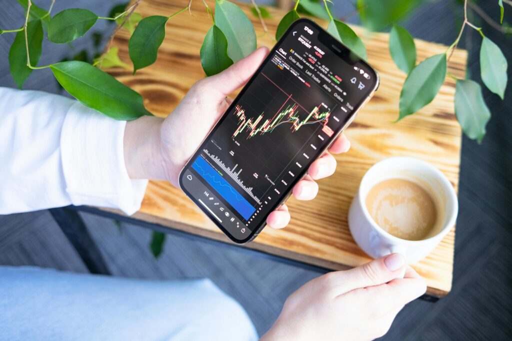 How Forex Robots Designed for MT4 Support Automated Trading