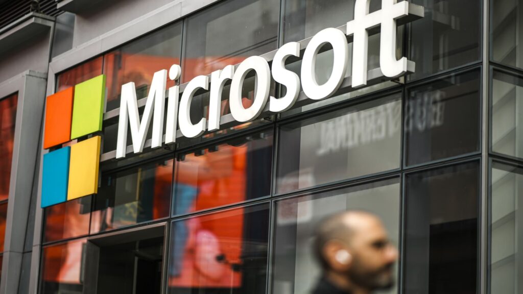 Top analysts suggest these 3 stocks for their long-term prospects