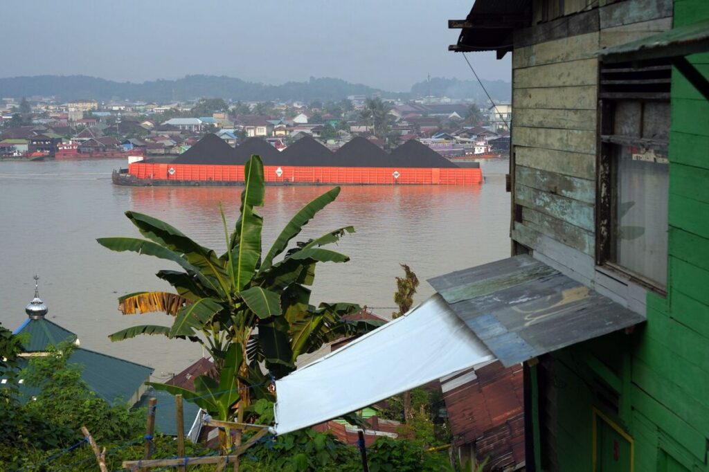 Indonesia Weighs Export Rule Exemptions for Commodity Traders Indonesia Weighs Export Rule Exemptions for Commodity Traders