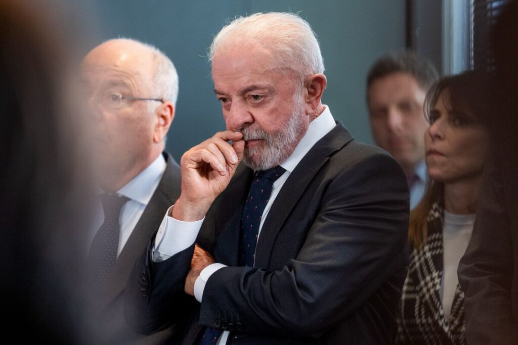 Lula Weighs Replacing Senate Leader Amid Banco Master Fallout Lula Weighs Replacing Senate Leader Amid Banco Master Fallout