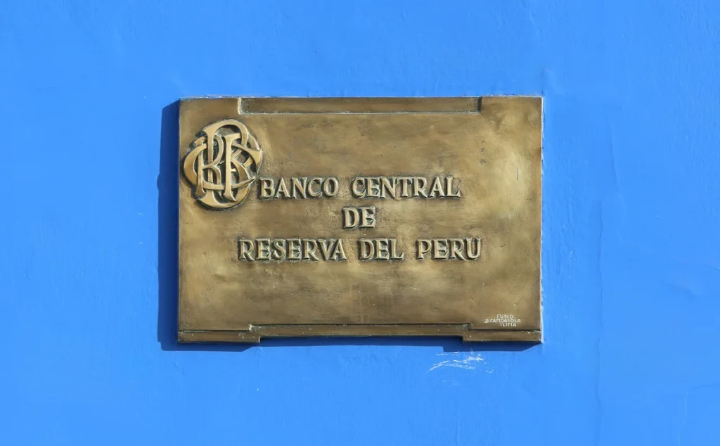 Peru holds rates amid too-close-to-call election Peru holds rates amid too-close-to-call election