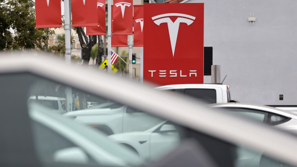 Stocks making the biggest moves premarket: LMT, TSLA, GOOGL Stocks making the biggest moves premarket: LMT, TSLA, GOOGL