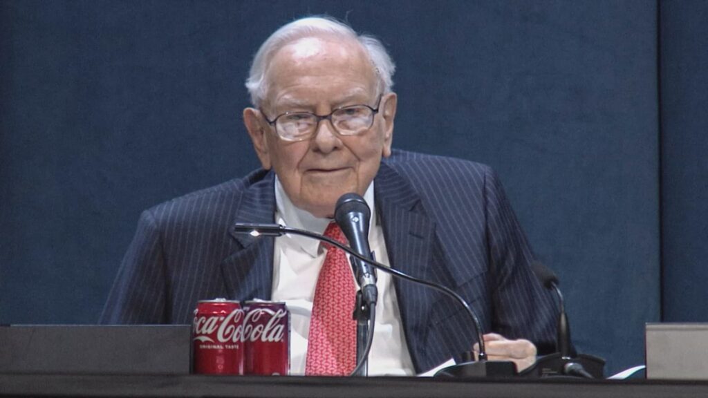 Berkshire Hathaway shares hit eight-month high Berkshire Hathaway shares hit eight-month high