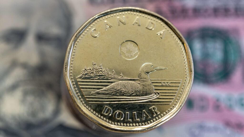 Ottawa and Washington head for all-out trade war Ottawa and Washington head for all-out trade war